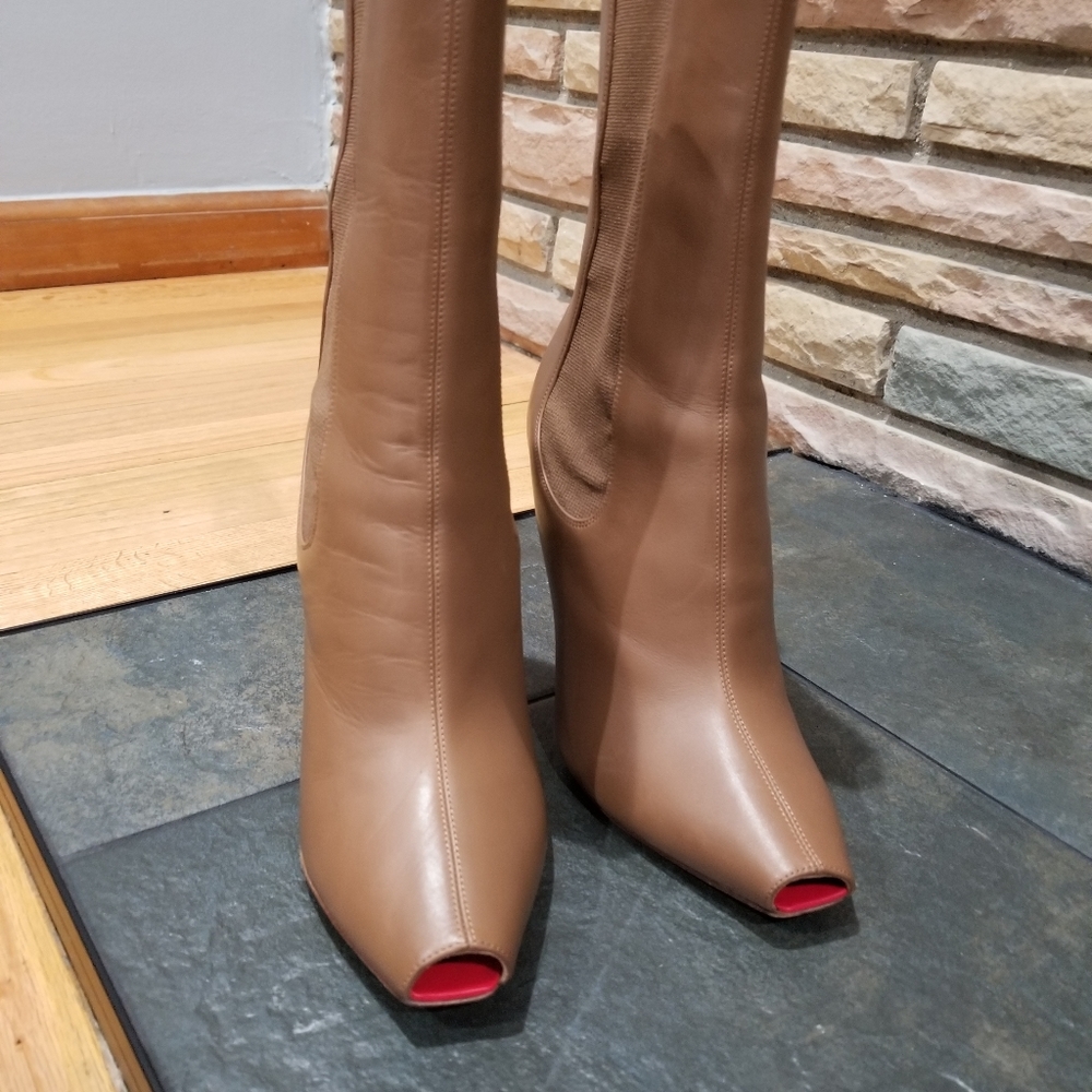 Burberry Kenzie Ankle Boots size U.S 9.5 /39.5